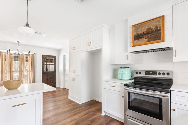 1080 County Road 6512, Dayton, TX 77535