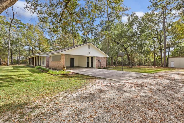 1080 County Road 6512, Dayton, TX 77535