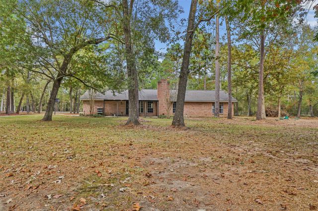 1080 County Road 6512, Dayton, TX 77535