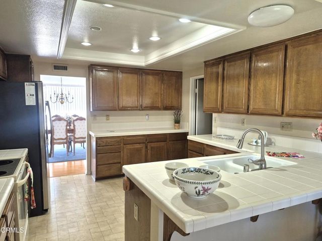 35208 Village 35, Camarillo, CA 93012