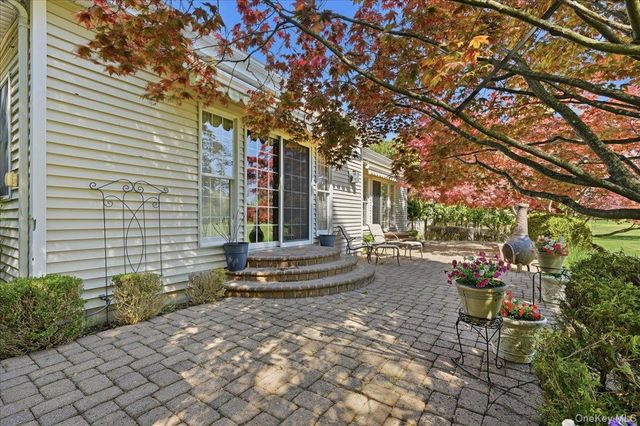 65 Redan Drive, Smithtown, NY 11787