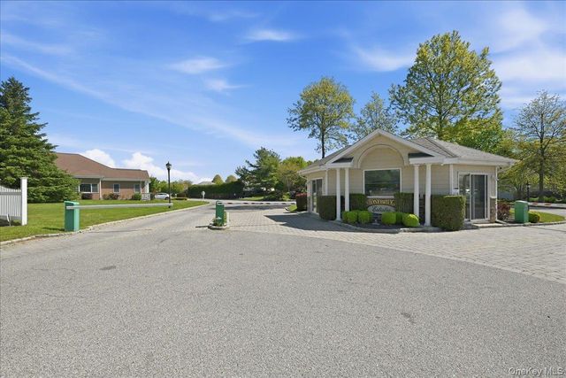 65 Redan Drive, Smithtown, NY 11787