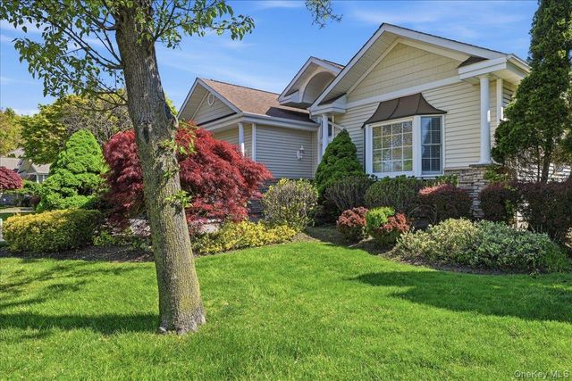 65 Redan Drive, Smithtown, NY 11787