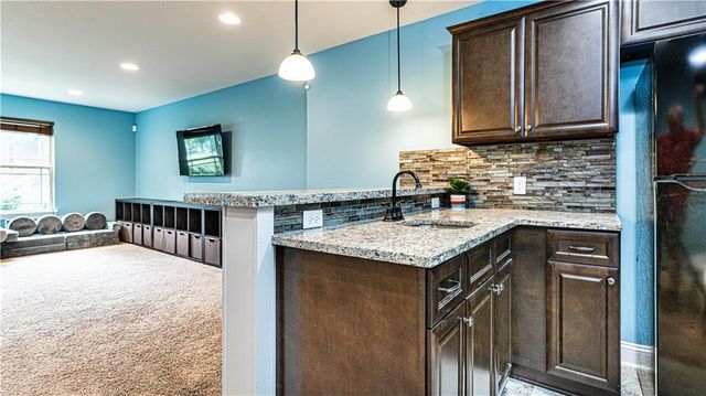 880 N Alder Street, Gardner, KS 66030