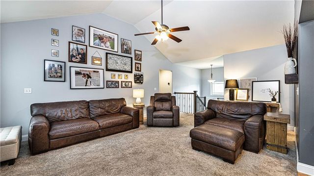 880 N Alder Street, Gardner, KS 66030