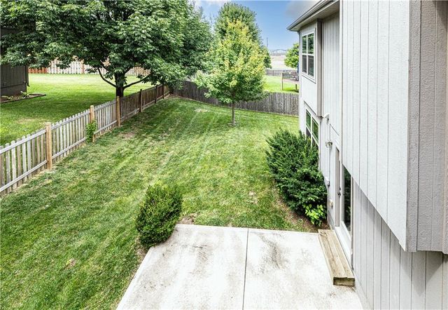 880 N Alder Street, Gardner, KS 66030