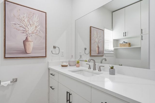 2212 E 12th Place, Tulsa, OK 74104