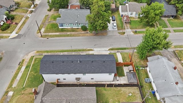 2212 E 12th Place, Tulsa, OK 74104