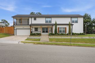 2212 E 12th Place, Tulsa, OK 74104