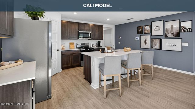 5436 SUMMER BUD Court, Jacksonville, FL 32219