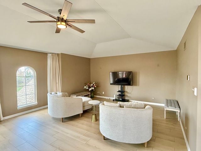 2717 Berman Road, North Aurora, IL 60542