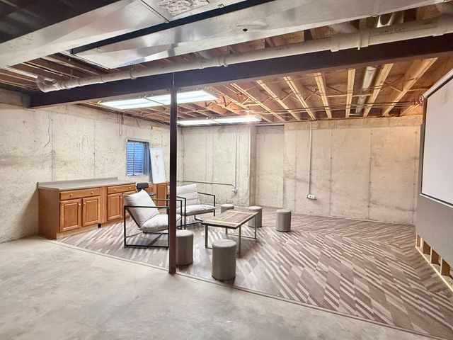 2717 Berman Road, North Aurora, IL 60542