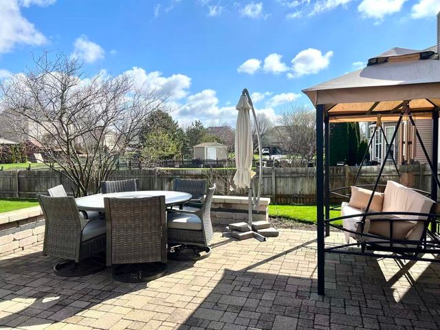 2717 Berman Road, North Aurora, IL 60542