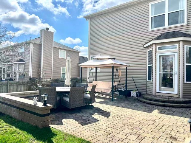 2717 Berman Road, North Aurora, IL 60542