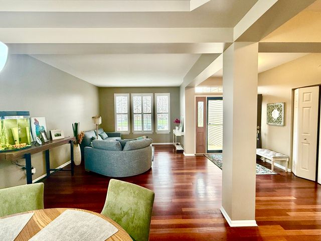 2717 Berman Road, North Aurora, IL 60542