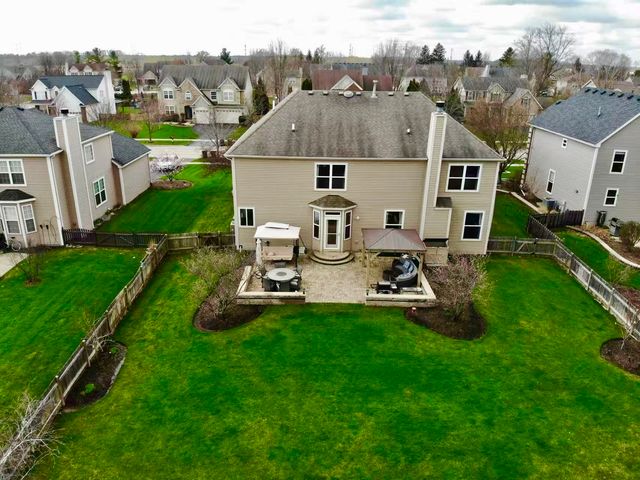 2717 Berman Road, North Aurora, IL 60542