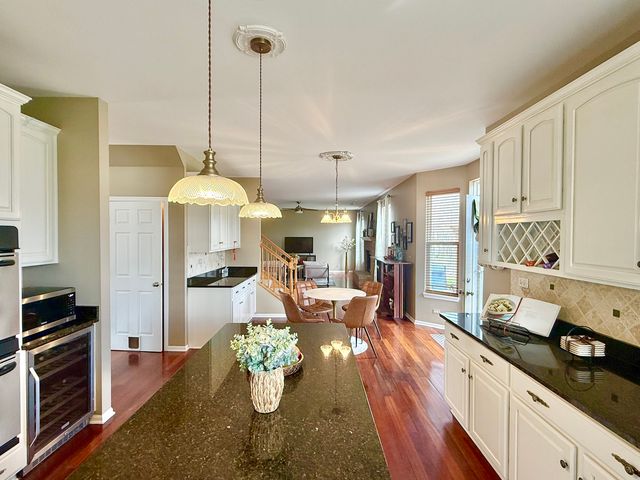 2717 Berman Road, North Aurora, IL 60542