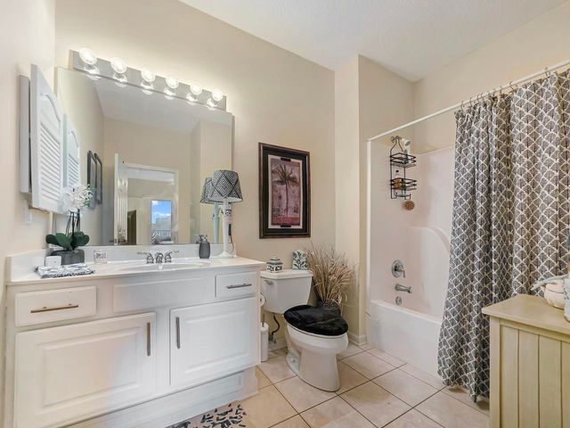 1608 Harbor Dr., North Myrtle Beach, SC 29582