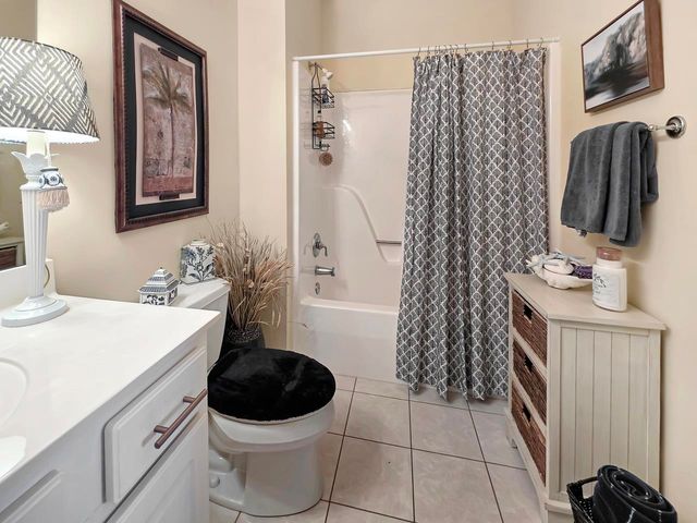 1608 Harbor Dr., North Myrtle Beach, SC 29582