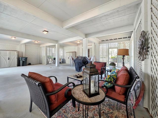 1608 Harbor Dr., North Myrtle Beach, SC 29582