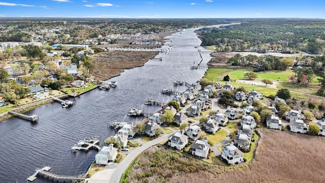 1608 Harbor Dr., North Myrtle Beach, SC 29582