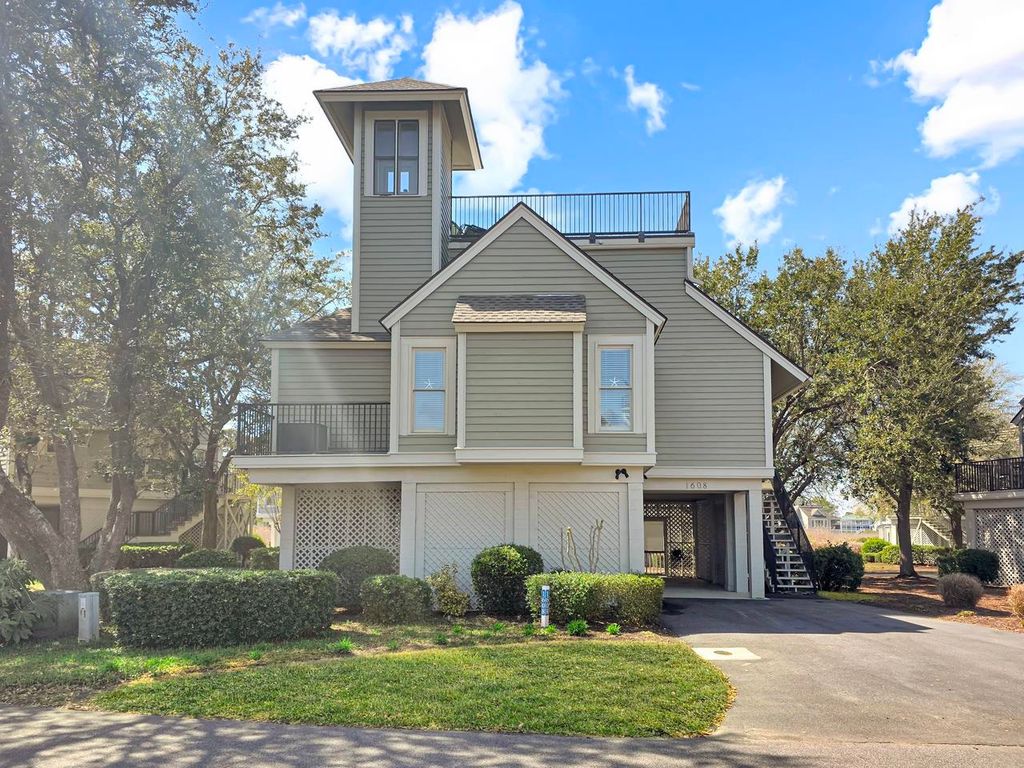 1608 Harbor Dr., North Myrtle Beach, SC 29582