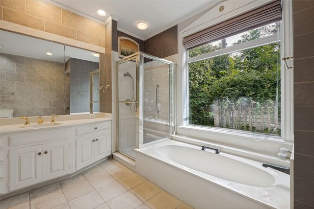 7211 Lavendale Circle, Dallas, TX 75230