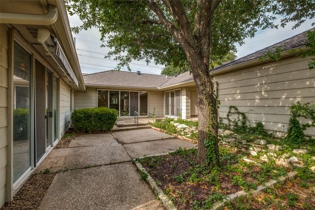 7211 Lavendale Circle, Dallas, TX 75230