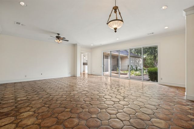 7211 Lavendale Circle, Dallas, TX 75230