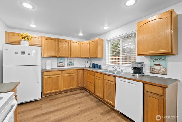 5035 Pacific Avenue, Tacoma, WA 98408