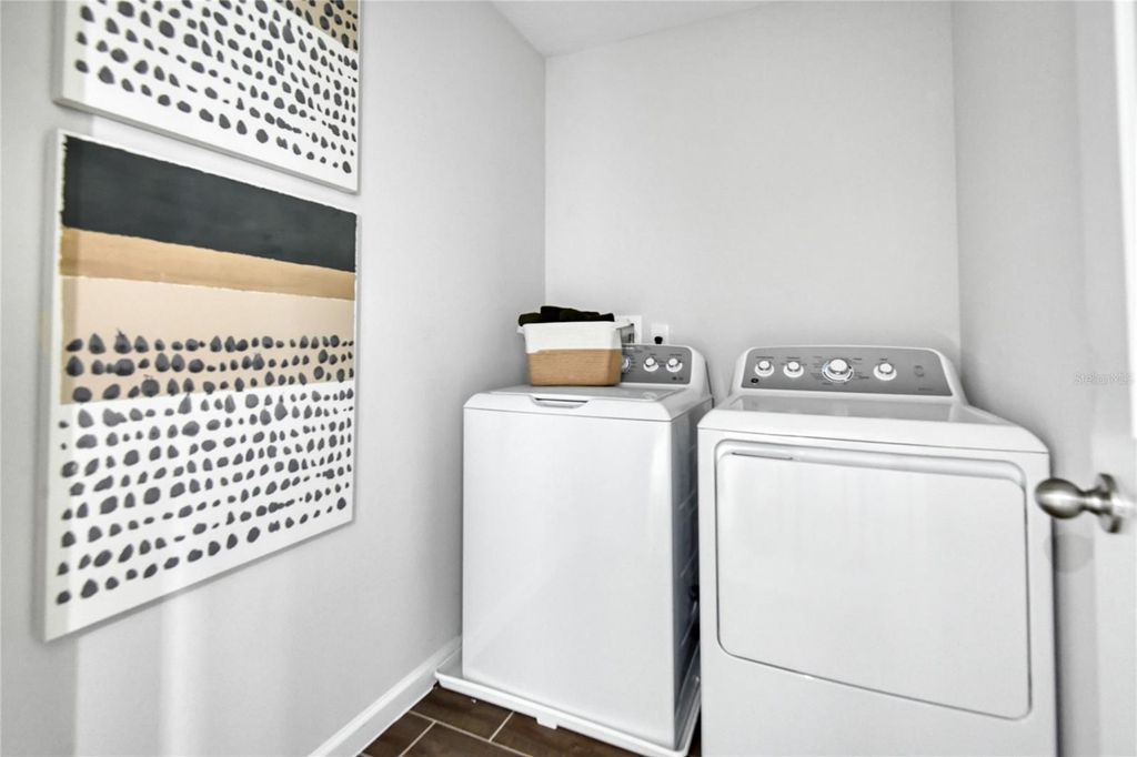 Image 18 of property listing at 2534 29TH LANE E, Palmetto, FL 34221