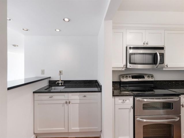 2870 Pharr Court South NW 1405, Atlanta, GA 30305