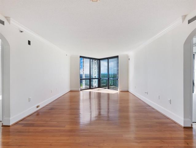 2870 Pharr Court South NW 1405, Atlanta, GA 30305