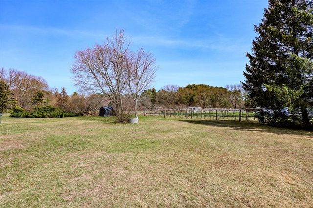 2 Natalie Rd, Chelmsford, MA 01824