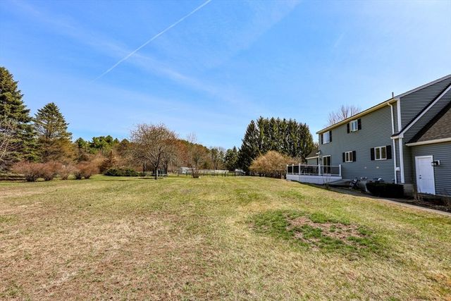 2 Natalie Rd, Chelmsford, MA 01824