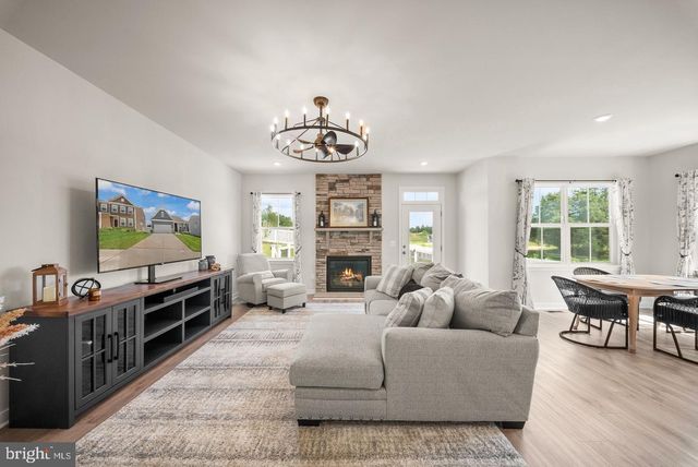 2320 HAWKSHILL DRIVE, Jeffersonton, VA 22724
