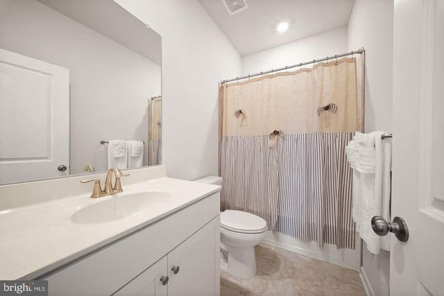 2320 HAWKSHILL DRIVE, Jeffersonton, VA 22724