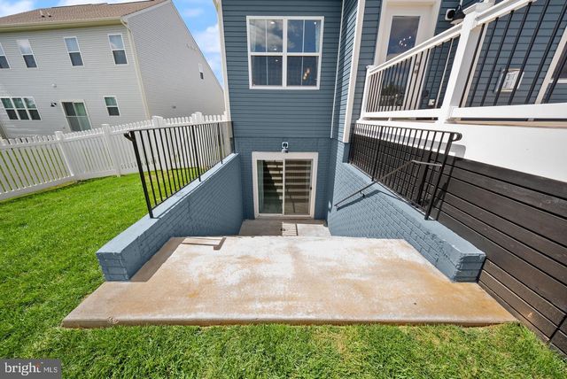 2320 HAWKSHILL DRIVE, Jeffersonton, VA 22724