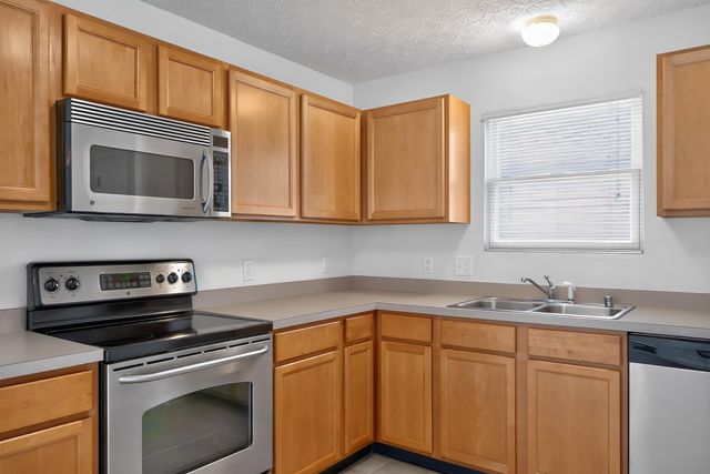 1033 Lemon Rue Way, Lexington, KY 40515