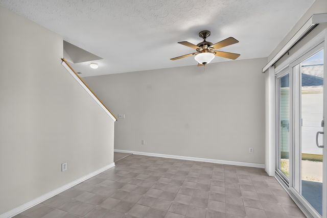 1033 Lemon Rue Way, Lexington, KY 40515