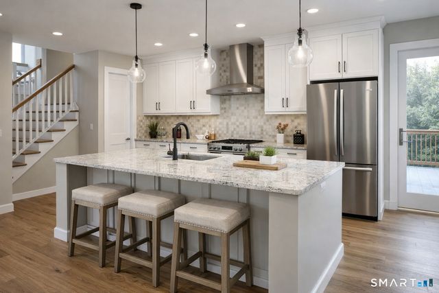 2 Ferncliff Drive, West Hartford, CT 06117