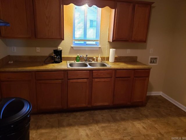 804 W 37Th Street, North Little Rock, AR 72118