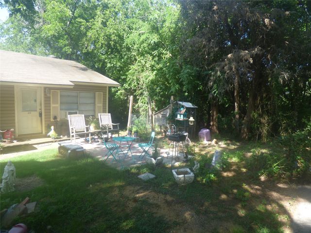 511 W Pecan Street, Aubrey, TX 76227