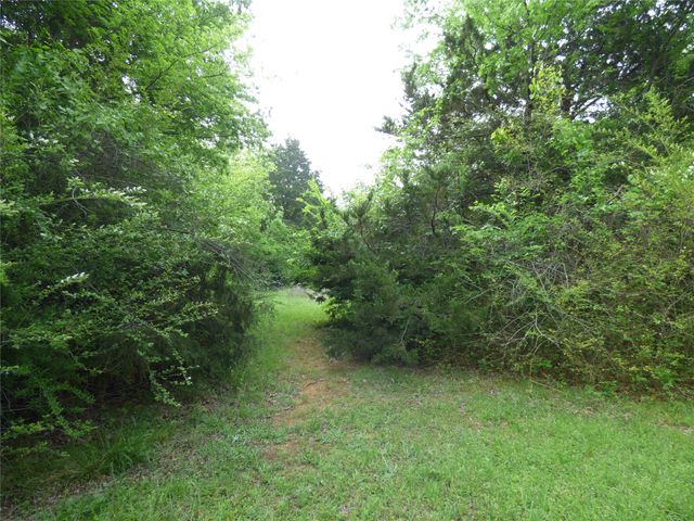 511 W Pecan Street, Aubrey, TX 76227