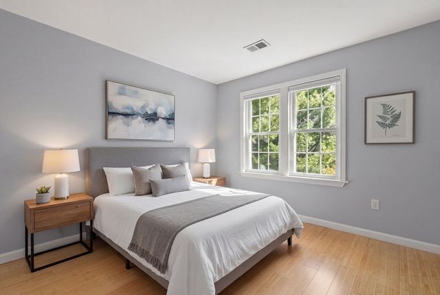 324 Tilden Commons Ln 324, Braintree, MA 02184