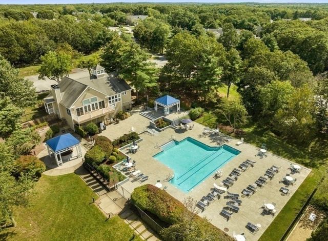 324 Tilden Commons Ln 324, Braintree, MA 02184