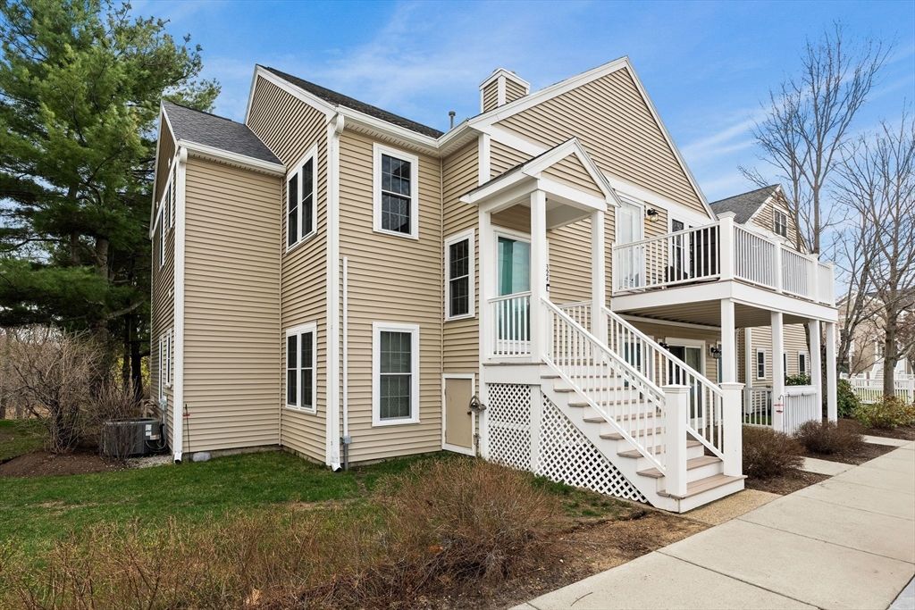324 Tilden Commons Ln 324, Braintree, MA 02184