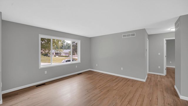 5939 W Van Gogh Trail, La Porte, IN 46350