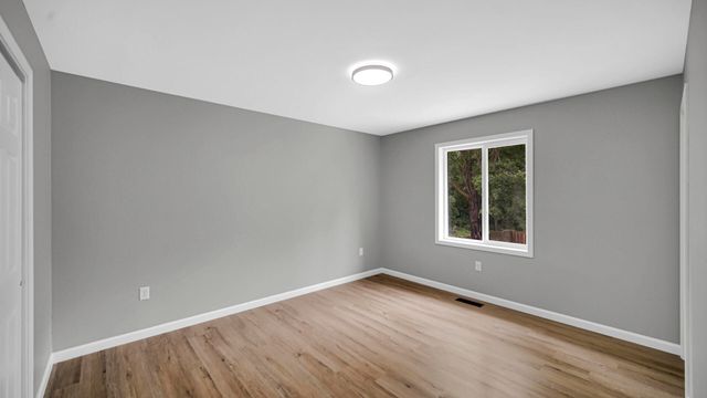5939 W Van Gogh Trail, La Porte, IN 46350