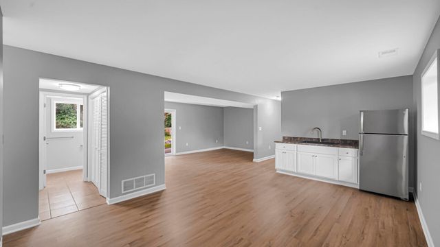 5939 W Van Gogh Trail, La Porte, IN 46350